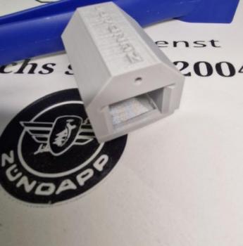 Preview: Zündappdienst Leuchs Kettenöler – Sauber. Präzise. Genial. Inklusiv Reinigungsbürste